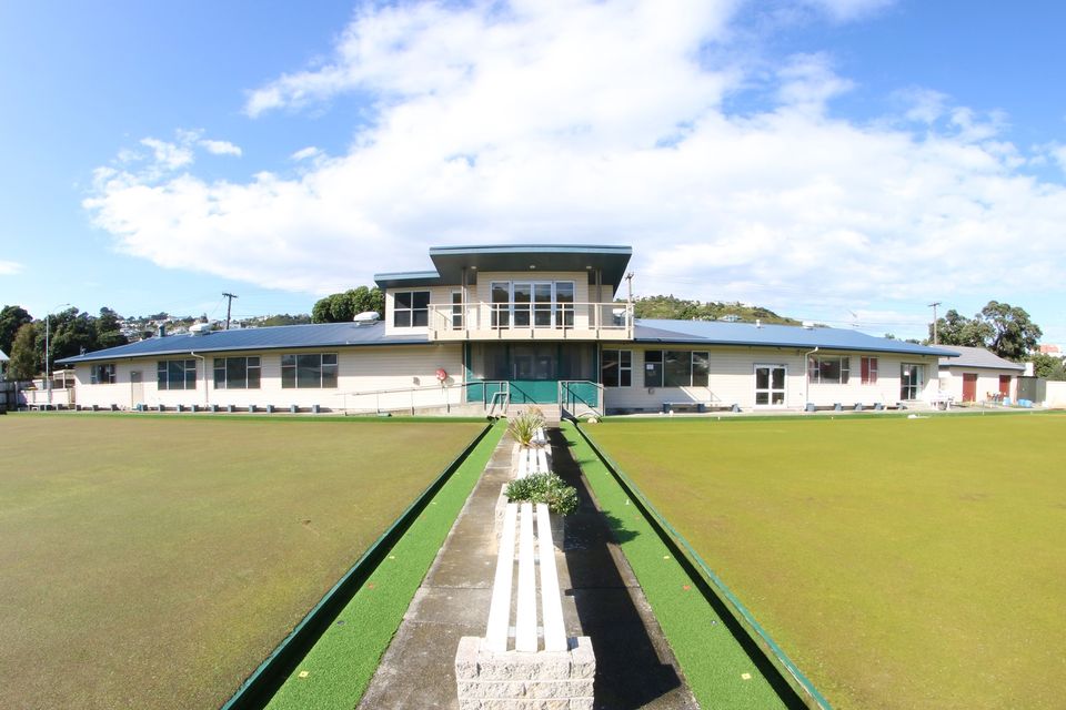 Immaculate bowling greens at Island Bay Bowling Club